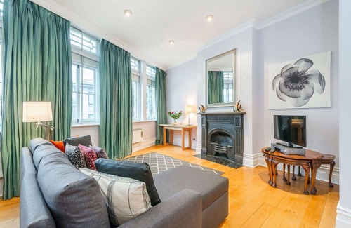 London City Centre Apartamento | Nelson s Pad - Trafalgar Square - by Frankie Says