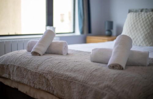 Brixham Apartamento | Nelson's Quarters- Harbour & High Street