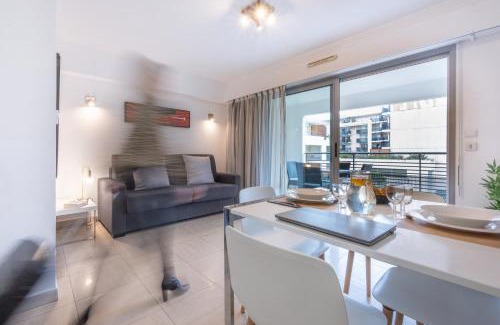 Cros-de-Cagnes Apartamento | Nemea Appart Hotel Le Lido Cagnes sur Mer