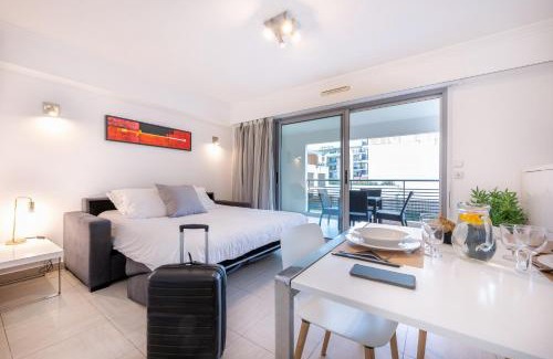 Cros-de-Cagnes Apartamento | Nemea Appart Hotel Le Lido Cagnes sur Mer