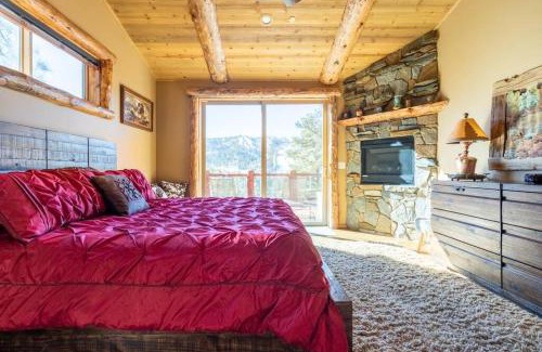 Upper Moonridge Casa | Nena's Nook Moonridge Log Mansion