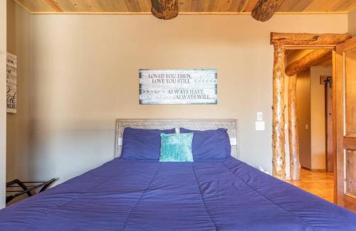 Upper Moonridge Casa | Nena's Nook Moonridge Log Mansion