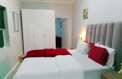 Eikenbosch Apartamento | Neo & ruks guest houses Boston Belleville 4