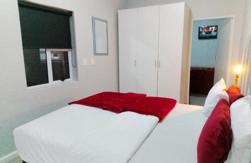 Eikenbosch Apartamento | Neo & ruks guest houses Boston Belleville 4