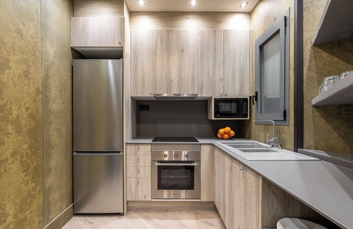 El Baix Guinardo Condominio | APARTAMENTO NEO RÚSTICO CERCA DE LA SAGRADA FAMILIA