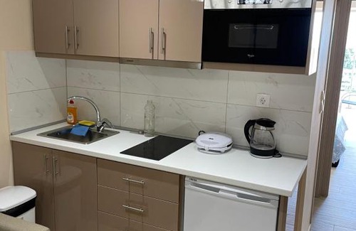 Loutraki-Agioi Theodoroi Apartamento | Neraida Central Apartment