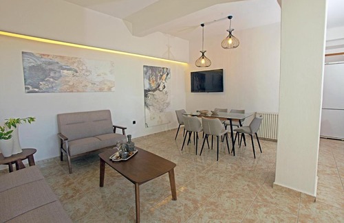 Gournai Casa | Nereides Home