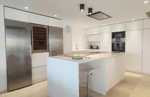 Alcanada Villa | Nereo