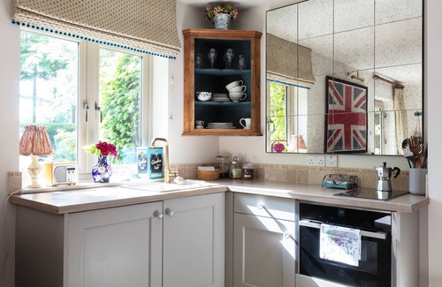 Pulborough Casa | Nest Cottage, an idyllic one bedroom cottage