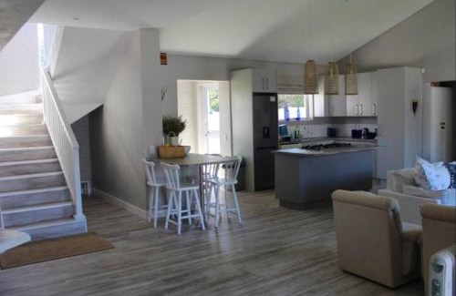 Voelklip Casa | Nest Egg Holiday Home Voëlklip