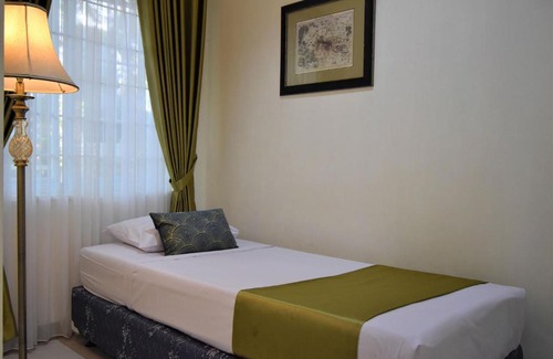 Menteng Hotel | Nest Residence