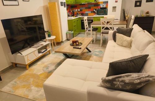 Nea Smirni Apartamento | Nesta Home Athens, Cozy Private Apartment with SuperFast Wi-Fi