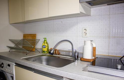 Myonmok-tong Apartamento | Nesthouse one room 4 min away from metro