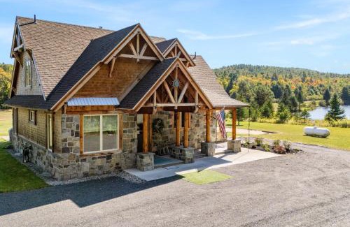 North Creek Casa | Nesting in North Creek