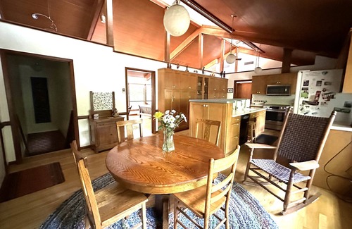 Grissom - Highland Casa | Nestled in a Quiet Neighborhood, Yet Minutes to Tech
