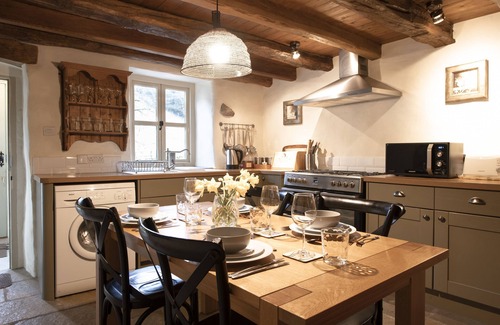 Lofthouse Cabaña | Nestled in the fantastic Nidderdale countryside The Gamekeeper at Low Hole Bottom is situated two mi