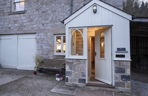 Lofthouse Cabaña | Nestled in the fantastic Nidderdale countryside The Gamekeeper at Low Hole Bottom is situated two mi