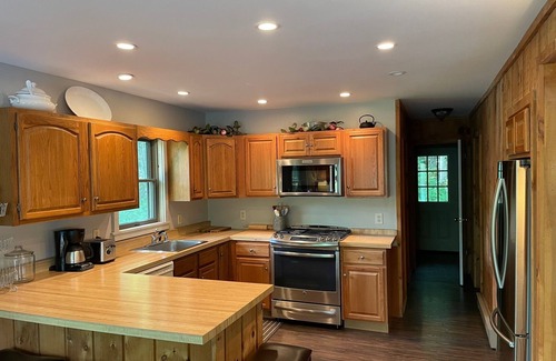 Wilmington Casa | Nestled in the Woods of Chimney Hill--Very Close to Wilmington VT/Mt Snow