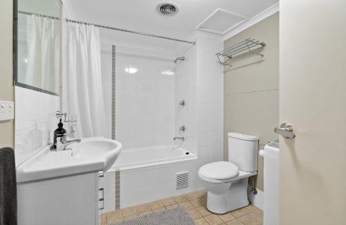 The Entrance Apartamento | Nesuto Apartment Unit 515
