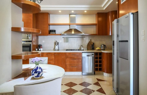 Netanya Apartamento | Netanya Panoramic Sea-View 4BR Apt