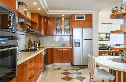 Netanya Apartamento | Netanya Panoramic Sea-View 4BR Apt
