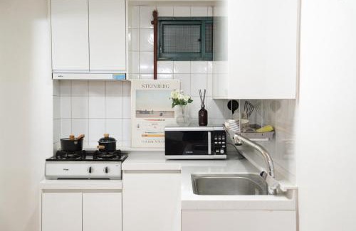 Itaewon Apartamento | Netflix 1 minute walk from bus stop5 minutes walk from airport bus Namsan Itaewon Seoul Station