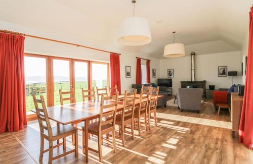Rothesay Casa | Nether Stravannan South