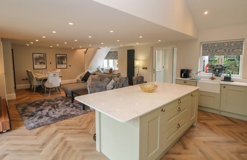 Buxton Cabaña | Netherdale House