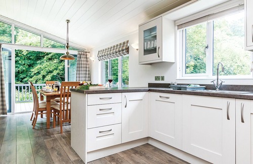 Newton St Loe Chalet De Esquí | Netherfield Watersedge Lodge