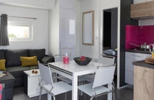 Wackersdorf Casa | Nettes Ferienhaus in Wackersdorf mit Sauna, Grill und Whirlpool