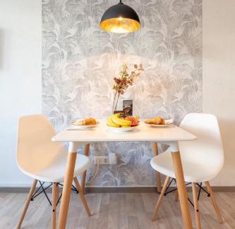 Leinfelden-Echterdingen Apartamento | NEU☆Business Apartment☆Messe/Airport☆Tiefgarage