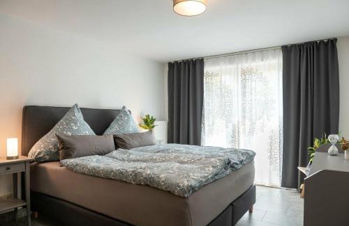 Serkowitz Apartamento | NEU! Ferienwohnung Andreas Radebeul