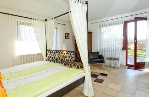 Toppenstedt Apartamento | NEU! Ferienwohnung Zum Kaminzimmer