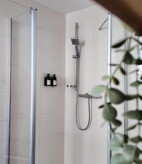 Glauchau Apartamento | Neu! FeWo Glauchau am Schloss Wlan Netflix Disney