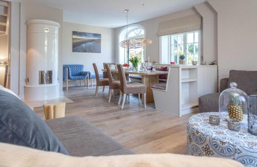 Keitum Casa | NEU Friesenhof Aenne Haus 4 - Ihr friesisches Zuhause unter Reet in Keitum Sylt