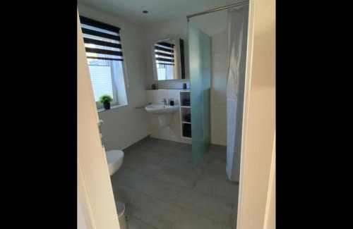 Almdorf Apartamento | NEU! Moderne Ferienwohnung Almdorf