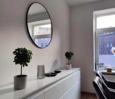 Erfurt Apartamento | Neu sanierte Wohnung mit Balkon und Stellplatz