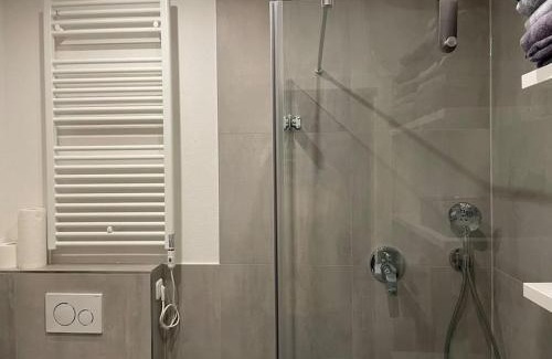 Oldesio Apartamento | NEU Suite Perlago, Whirlpool & Seeblick