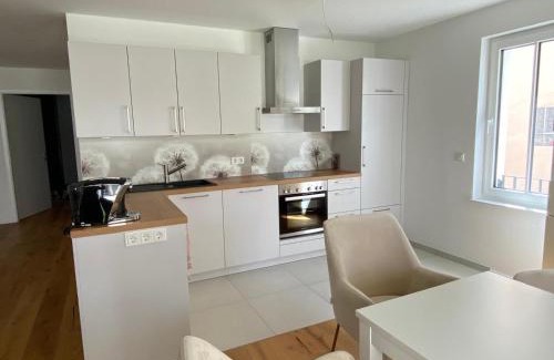 Deidesheim Apartamento | Neubau-Oase am Weinbergsrand