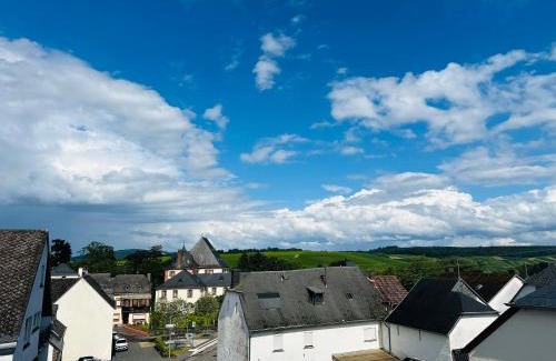Bekond Apartamento | Neue Fewo mit Weinbergsblick - Urlaub im Wein- und Ferienort Bekond