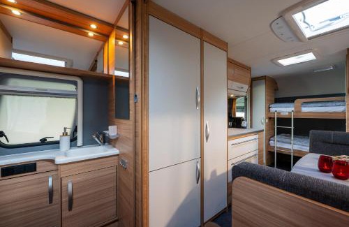 Oberdorla Apartamento | Neuer Wohnwagen Nr 13 mit Top-Ausstatung und Vorzelt
