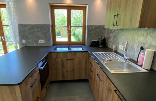 Holzkirchen Apartamento | Neurenovierte 60m2 Fewo Xaverl zw. Stadt&bergen