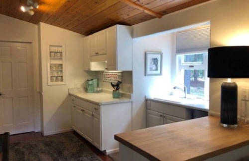 Nevada City Cabaña | Nevada City Treasure