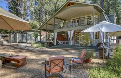 Nevada City Cabaña | Nevada City Treasure