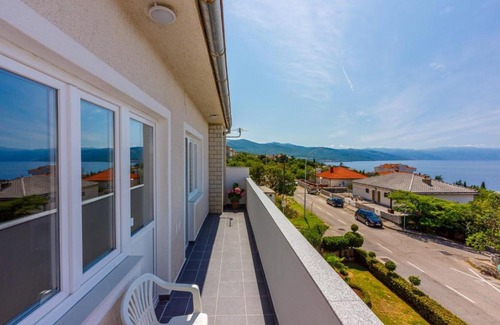 Novi Vinodolski Apartamento | NEVENKA