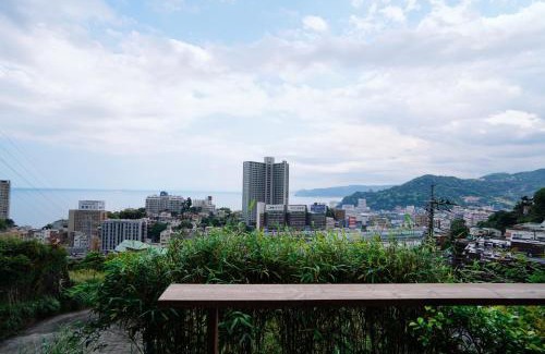 Atami Villa | new! 熱海桃山邸 Atami terrace villa 〜Sauna & Onsen 〜