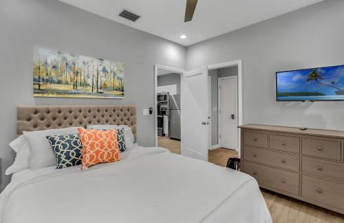 Tampa Heights Apartamento | New 1/1 :Loft Minutes From Heart of Tampa -Unit C