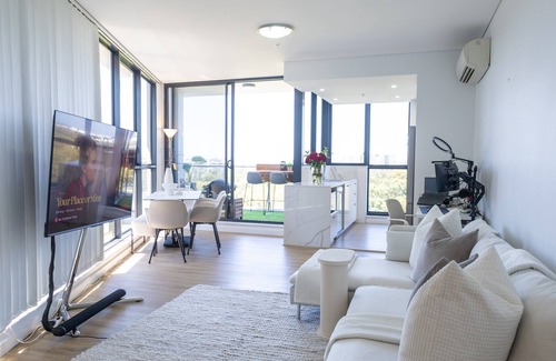 Wolli Creek Apartamento | NEW! 1BR Apartment 5km to Airport, Train, Shops