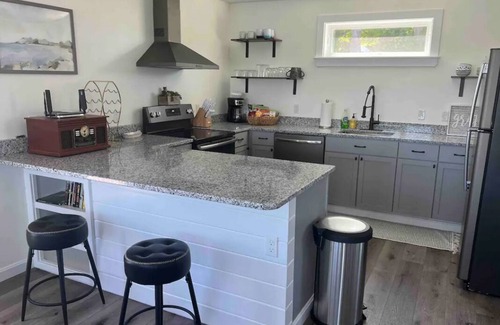 Lubec Apartamento | New 2-bed apartment with Panoramic Views of Downtown Lubec and Campobello Island