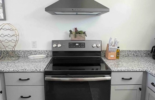 Lubec Apartamento | New 2-bed apartment with Panoramic Views of Downtown Lubec and Campobello Island